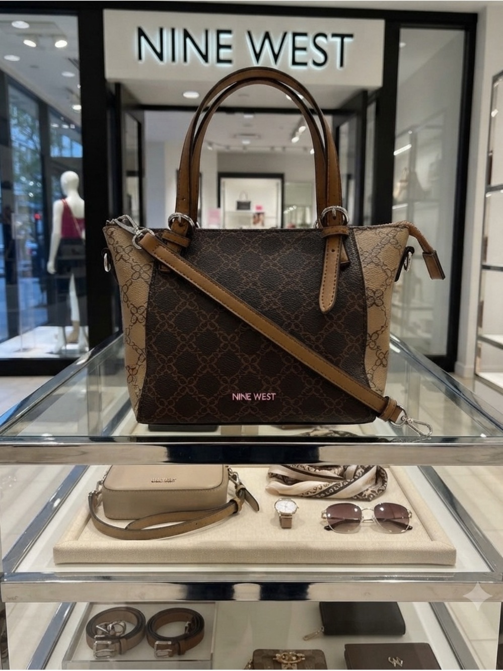 Nine West EUC Coated Canvas
Mini Satchel/Crossbody bag
clean interior LV vibe